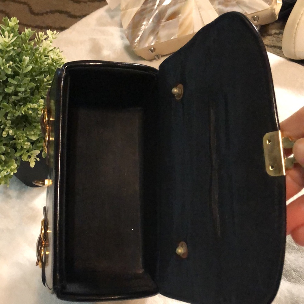 Vintage black hard shell handbags purse - Picture 6 of 6
